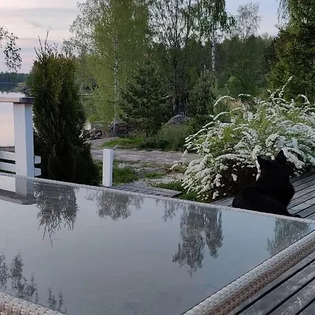 Villa Talo Rannan Laeheisyydessae Karvsor