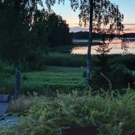 Talo Rannan Laeheisyydessae * Karvsor